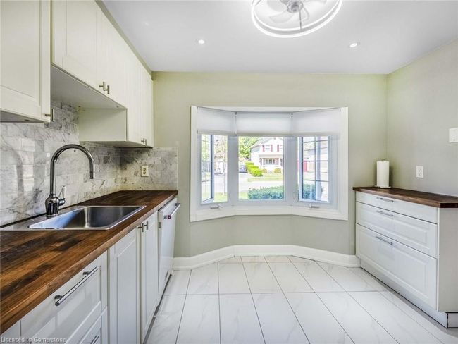611 Preston Pky, House other with 3 bedrooms, 2 bathrooms and 5 parking in Cambridge ON | Image 8