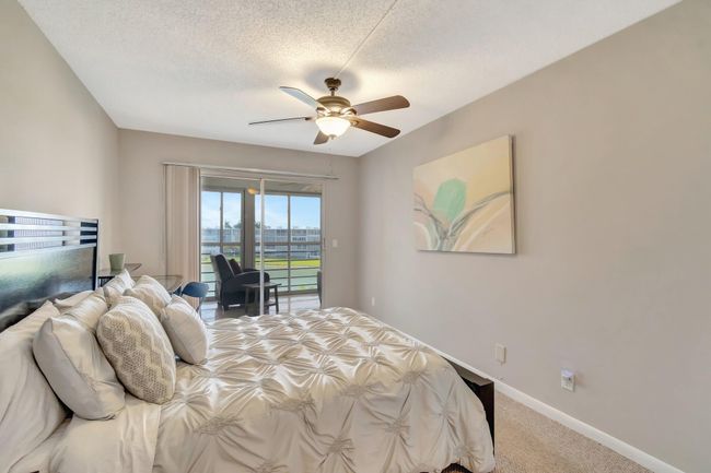 4049 Wolverton C, Condo with 2 bedrooms, 2 bathrooms and null parking in Boca Raton FL | Image 32