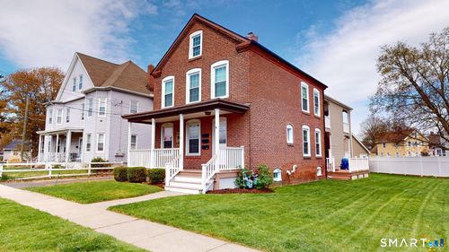 31 Suffield St, Windsor Locks, CT, 06096-1349 | Card Image