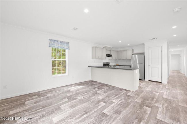 121 Possum Walk Rd, House other with 2 bedrooms, 2 bathrooms and null parking in SATSUMA FL | Image 6