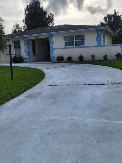 3120 Pinetree St, PORT CHARLOTTE, FL, 33952-6543 | Card Image