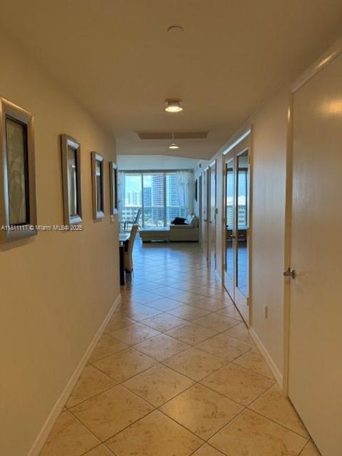 apt-1908-1850 S Ocean Dr, Hallandale Beach, FL, 33009-7681 | Card Image