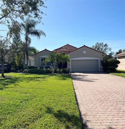 4418 65 Th Terrace E, House other with 2 bedrooms, 2 bathrooms and null parking in Sarasota FL | Image 1