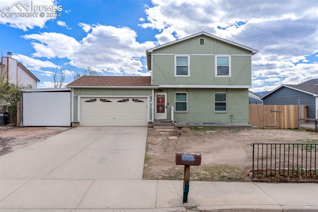 Keith Ct, Colorado Springs, CO 80916