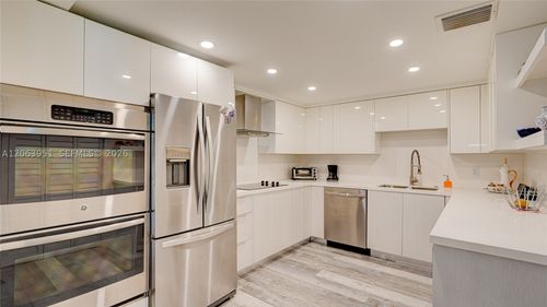 101-16325 Golf Club Rd, Weston, FL, 33326-1665 | Card Image
