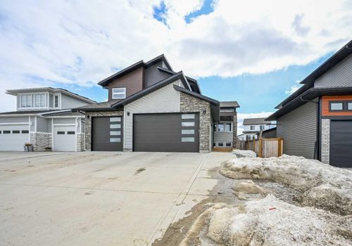 10605 152b Ave, Grande Prairie, AB, T8X0S4 | Card Image