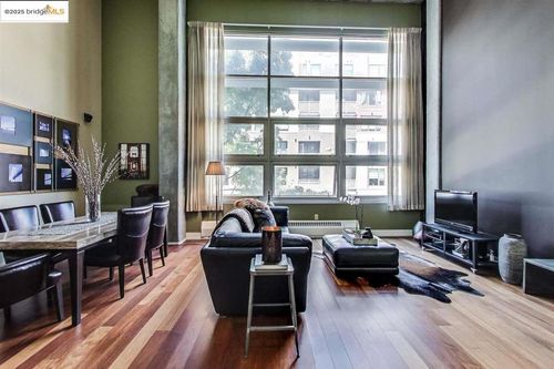 337-311 Oak St, Oakland, CA, 94607-4617 | Card Image