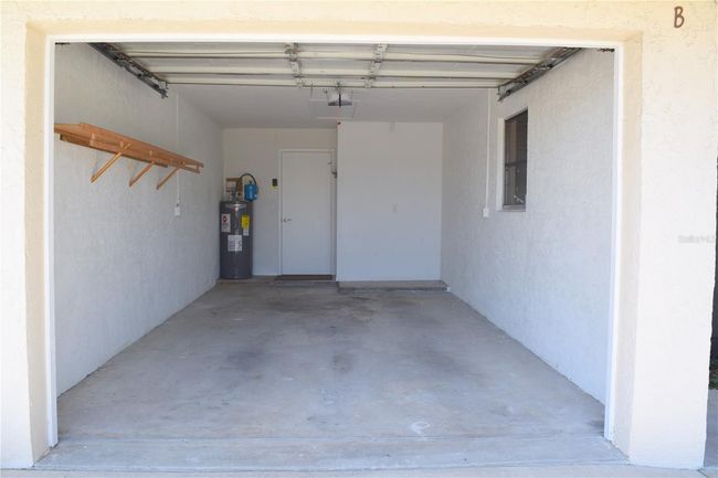 1 Car Garage | Image 23