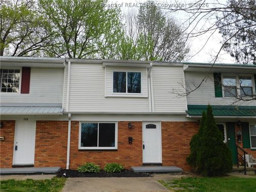 309 Charles Ct, Hurricane, WV, 25526-1509 | Card Image