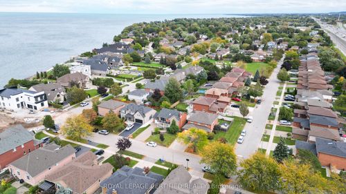 141 Olive St, Grimsby, ON, L3M5C9 | Card Image