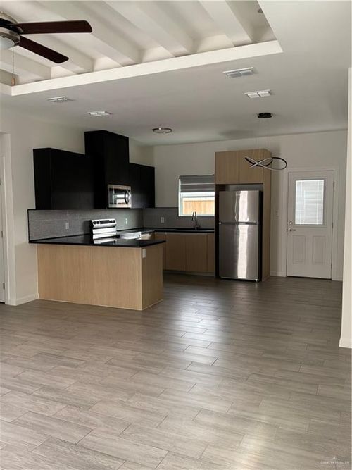 1-3900 Ventura Avenue, Edinburg, TX, 78541 | Card Image