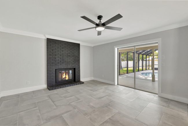 208 Sw Langfield Ave, House other with 3 bedrooms, 2 bathrooms and null parking in Port St. Lucie FL | Image 11