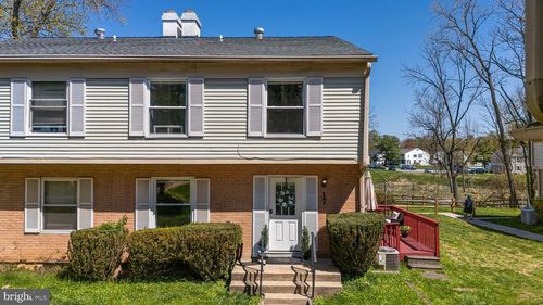 c-17 Woodenbridge Ct, REISTERSTOWN, MD, 21136-3727 | Card Image