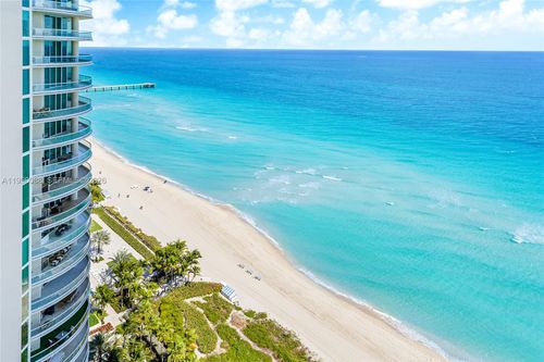 2103-16001 Collins Ave, Sunny Isles Beach, FL, 33160-5529 | Card Image