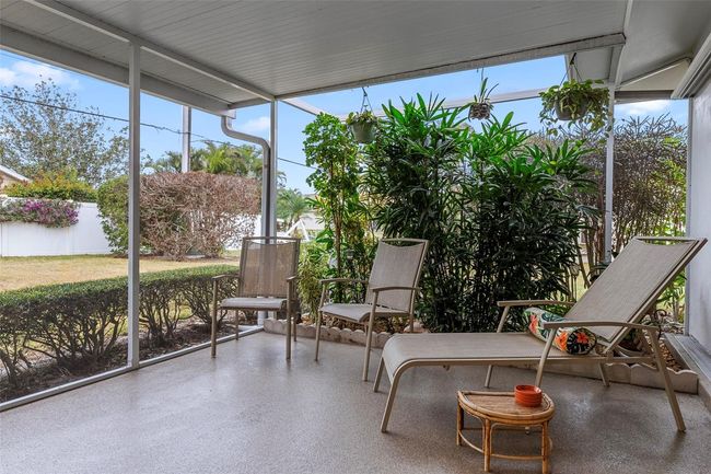 7460 W Country Club Dr N, Condo with 2 bedrooms, 2 bathrooms and null parking in Sarasota FL | Image 35