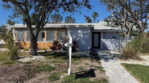 531 Edlee Ln, LONGBOAT KEY, FL, 34228-1506 | Card Image
