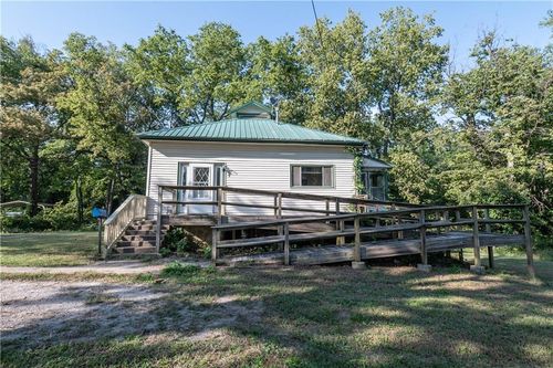 224 N 3rd St, Neodesha, KS, 66757-1506 | Card Image