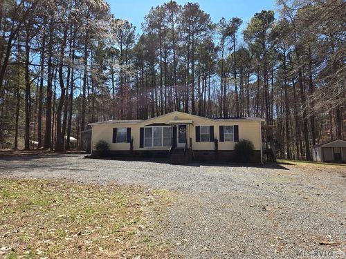 111 Locus Ct, Littleton, NC, 27850-8192 | Card Image