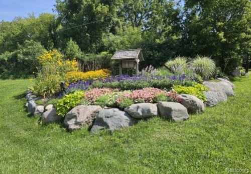 1915 S Lake George Rd, Attica, MI, 48412-9759 | Card Image