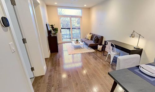 305-434 Mcgrath Hwy, Somerville, MA, 02143-2164 | Card Image