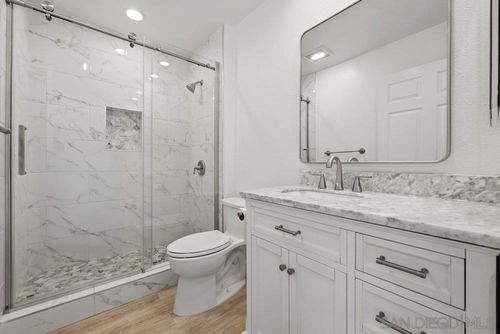 40-155 Rosebay Dr, Encinitas, CA, 92024-3339 | Card Image