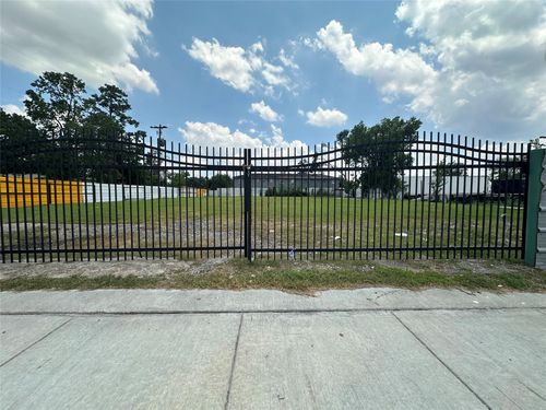 6514 Laura Koppe Rd, Houston, TX, 77016-5536 | Card Image