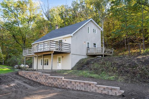 15391 Ravenna Trl, Hastings, MN, 55033-9673 | Card Image