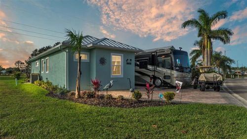 3270 Green Heron Dr, POLK CITY, FL, 33868-5315 | Card Image
