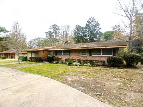 1540 Military Rd, Bogalusa, LA, 70427-2901 | Card Image