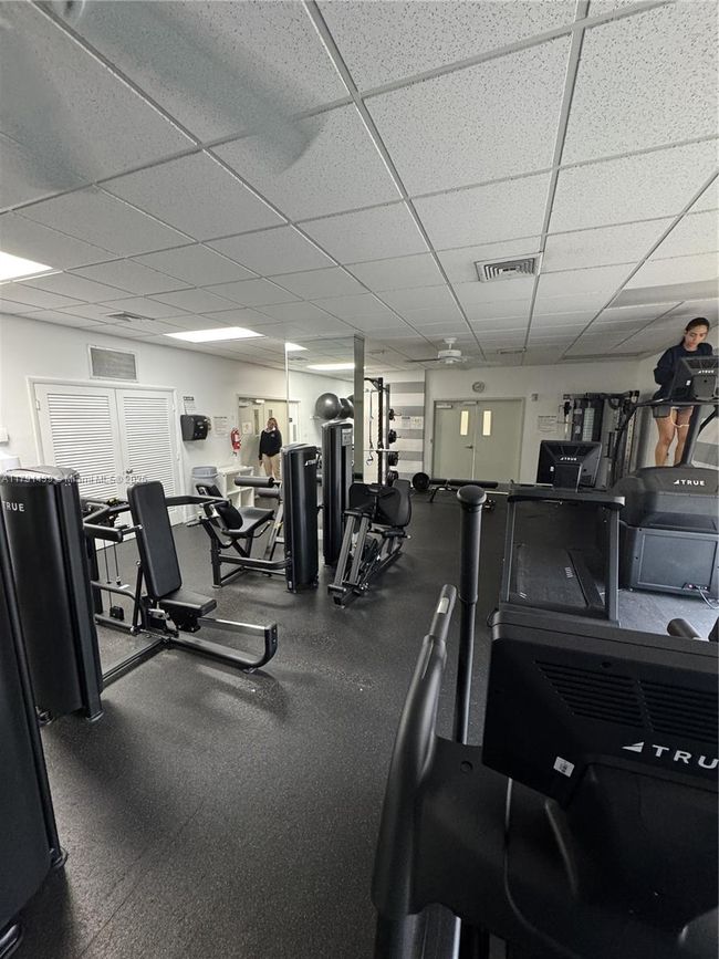 B611 - 2150 Sans Souci Blvd, Condo with 2 bedrooms, 2 bathrooms and null parking in North Miami FL | Image 6