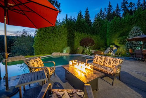 136 Deerview Lane, Anmore, BC, V3H0A3 | Card Image