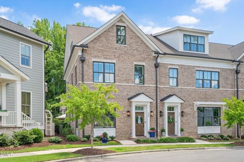 946 Watercolor Way, Durham, NC, 27713-6918 | Card Image