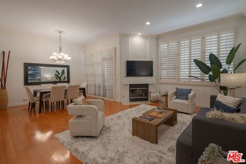 apt-107-11636 Montana Ave, Los Angeles, CA, 90049-4938 | Card Image