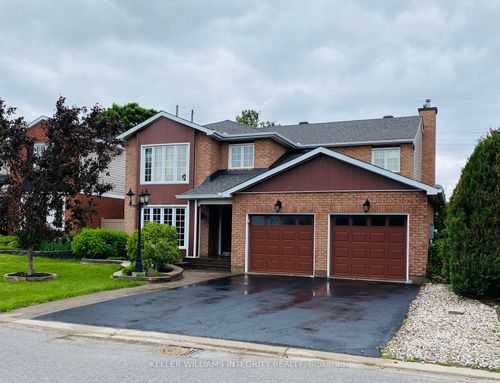 63 Speers Cres, Kanata, ON, K2M1W4 | Card Image