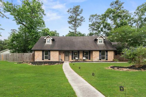 107 Royal Ct, Friendswood, TX, 77546-3829 | Card Image