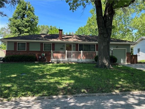 1508 E 18th Ter, Lawrence, KS, 66044-4422 | Card Image