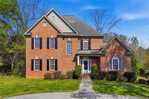 3508 Waterway Dr, Pfafftown, NC, 27040-8716 | Card Image