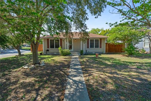 401 Field Ave, Taft, TX, 78390-3101 | Card Image