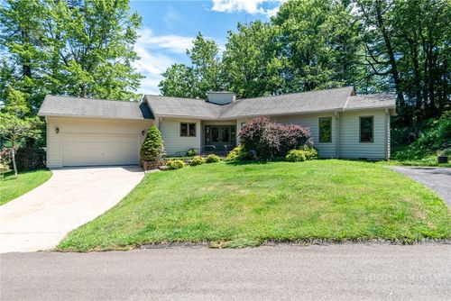 223 Red Bird Ln, Glade Valley, NC, 28627-9408 | Card Image