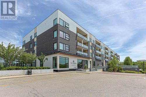 208-555 William Graham Dr, Aurora, ON, L4G3H9 | Card Image