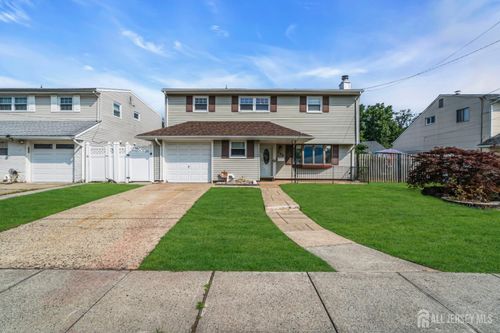 865 Barry Ave, Perth Amboy, NJ, 08861-1626 | Card Image
