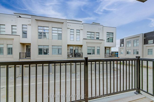 29 Albert Firman Lane, House attached with 3 bedrooms, 4 bathrooms and null parking in Markham ON | Image 34