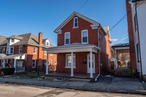 223 Plum St, Williamsburg, PA, 16693-1146 | Card Image