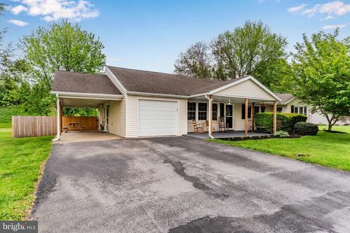 1502 Terrace Ave, CARLISLE, PA, 17013-9369 | Card Image
