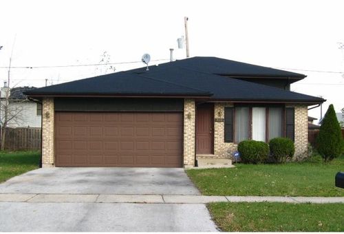 920 E 153rd St, Phoenix, IL, 60426-2506 | Card Image
