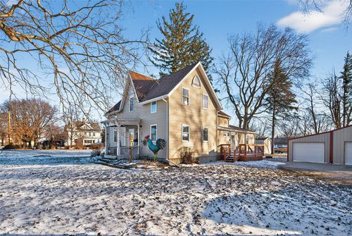 103 Park Ave Ne, Mitchellville, IA, 50169-8406 | Card Image