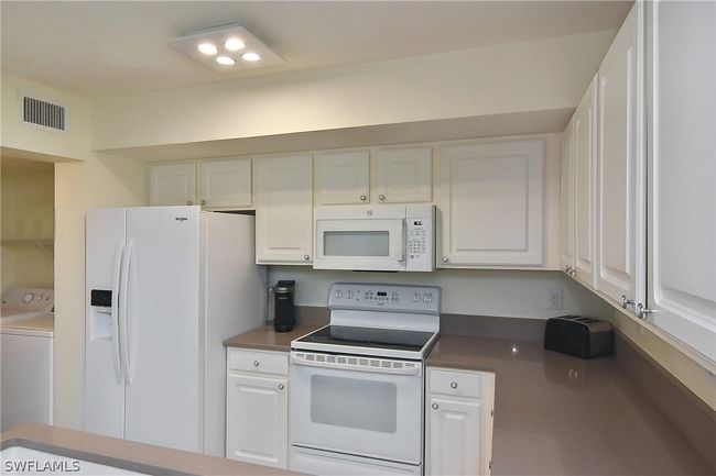 215 - 4113 Residence Drive, Condo with 3 bedrooms, 2 bathrooms and null parking in Fort Myers FL | Image 23