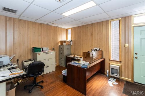 3827 Gustine Ave, Saint Louis, MO, 63116-3523 | Card Image