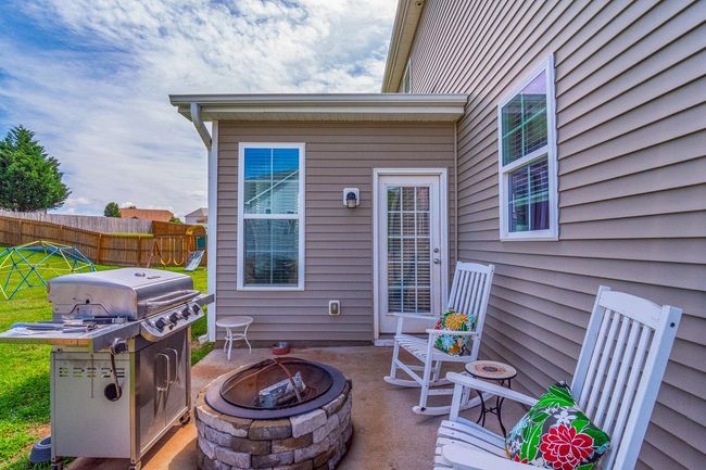 208 Castleton Cir, House other with 3 bedrooms, 3 bathrooms and null parking in Boiling Springs SC | Image 38