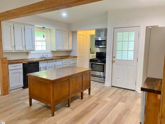 11 Virginia Ave, House other with 3 bedrooms, 2 bathrooms and null parking in Travelers Rest SC | Image 11